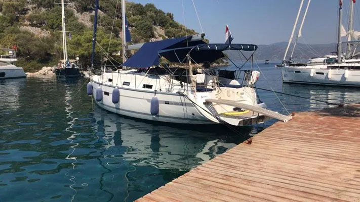 Rent a 11.3m Sailing Yacht Bavaria Cruiser 36 in Fethiye - Fotoğraf 4
