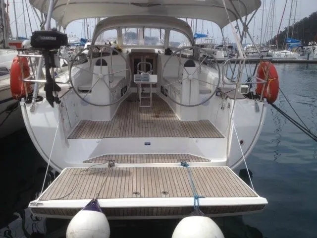 Арендуйте 12.35м Bavaria Cruiser 40 парусная яхта в Гёчек - Fotoğraf 2