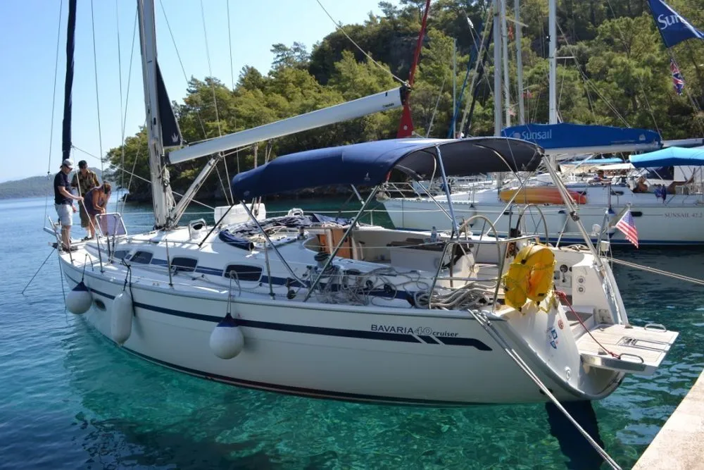 Fethiye 12.35m Kiralık Bavaria Cruiser 40 Yelkenli Yat - Fotoğraf 1