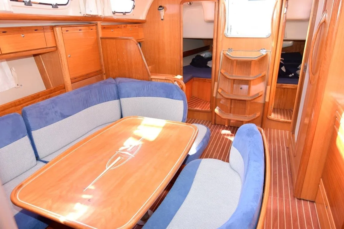Fethiye 12.35m Kiralık Bavaria Cruiser 40 Yelkenli Yat - Fotoğraf 4