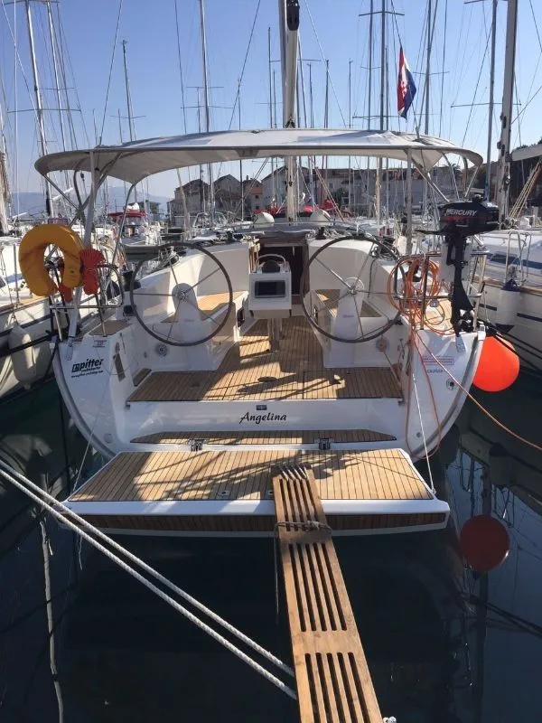 Fethiye 12.35m Kiralık Bavaria Cruiser 41 Yelkenli Yat - Fotoğraf 1