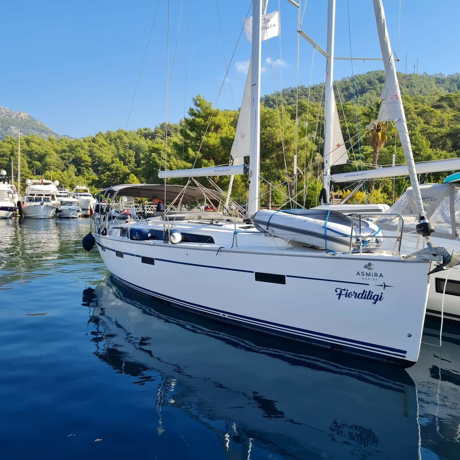Исследуйте Гёчек на арендованном Bavaria Cruiser 41 длиной 12.35м - Fotoğraf 1