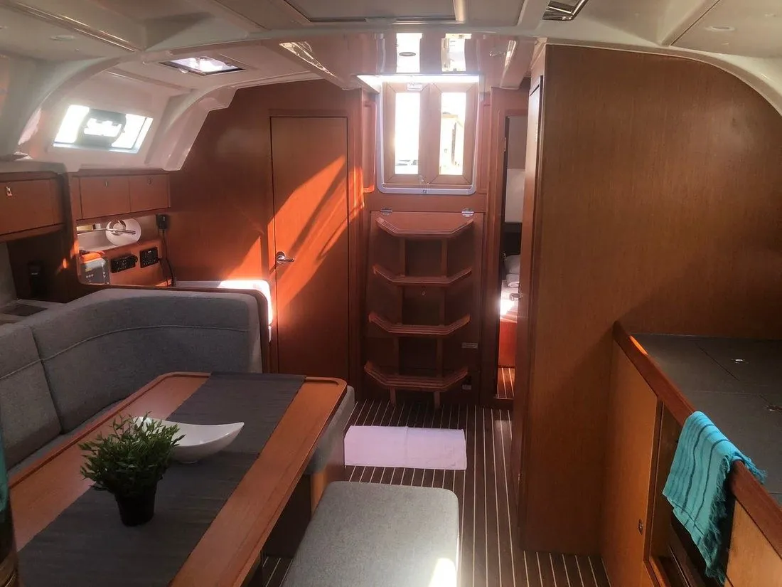 12.35м аренда Bavaria Cruiser 41 в Гёчек - Fotoğraf 4
