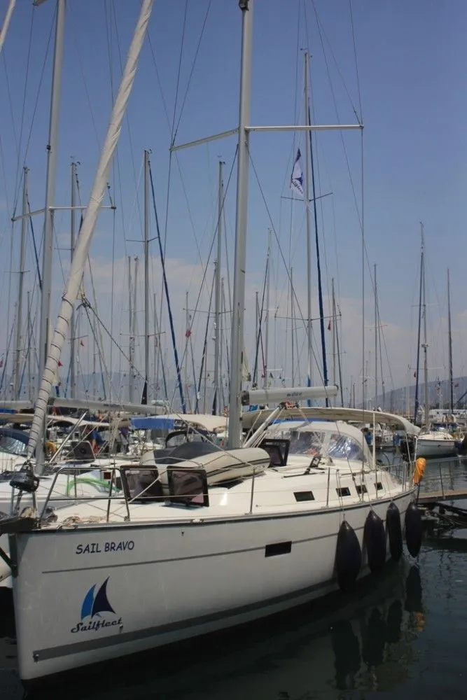 14.27m Fethiye Sailing Yacht Bavaria Cruiser 45 Hire - Fotoğraf 4