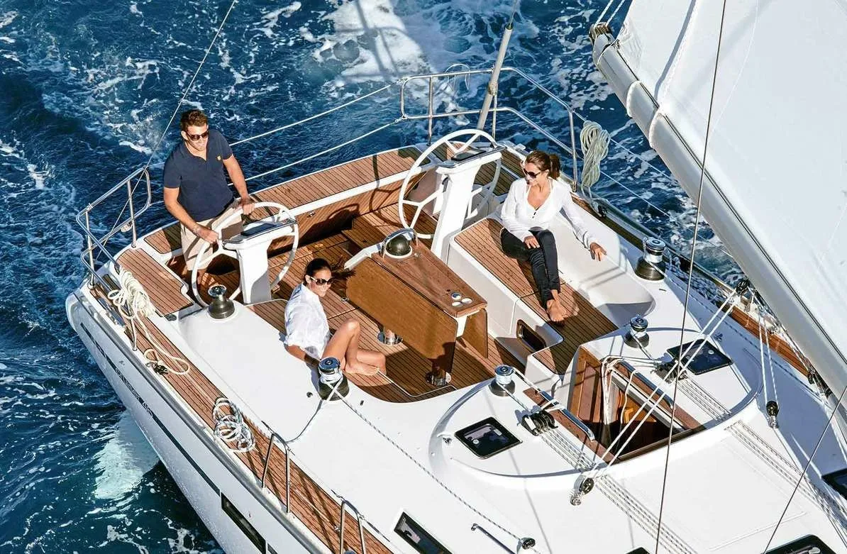 Взять в чартер 14.27м парусная яхта Bavaria Cruiser 46 в Гёчек - Fotoğraf 3