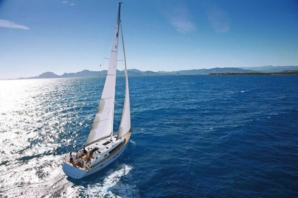 Göcek 14.27m Kiralık Yelkenli Yat Bavaria Cruiser 46 - Fotoğraf 1
