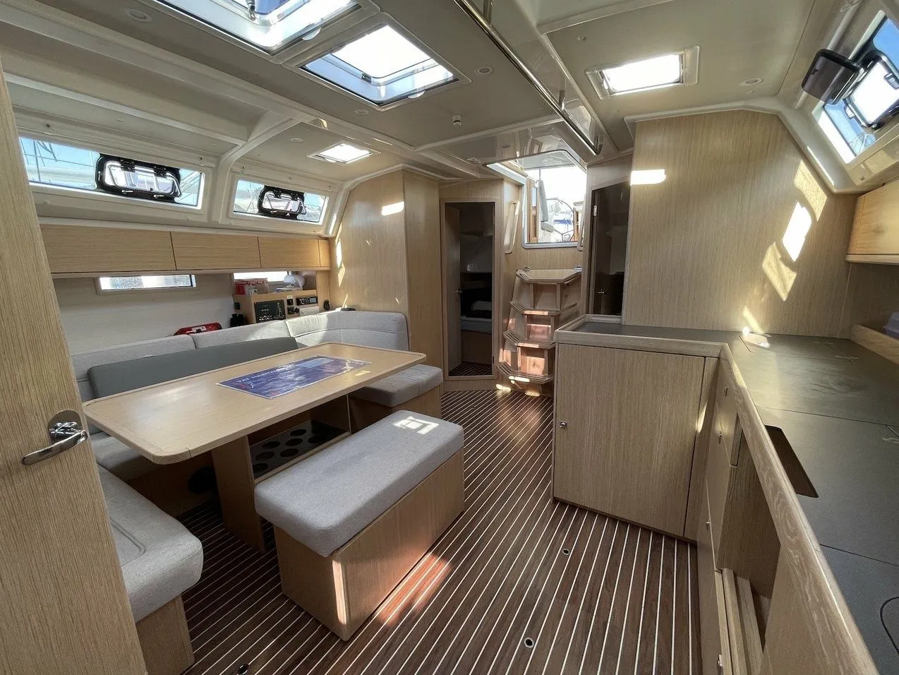 Взять в чартер 14.27м парусная яхта Bavaria Cruiser 46 в Фетхие - Fotoğraf 5