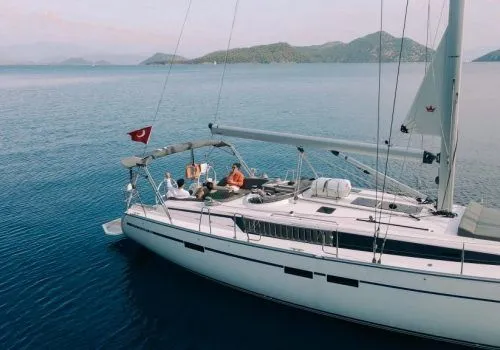 Fethiye Kiralık Bavaria Cruiser 46 14.27m  - Fotoğraf 3