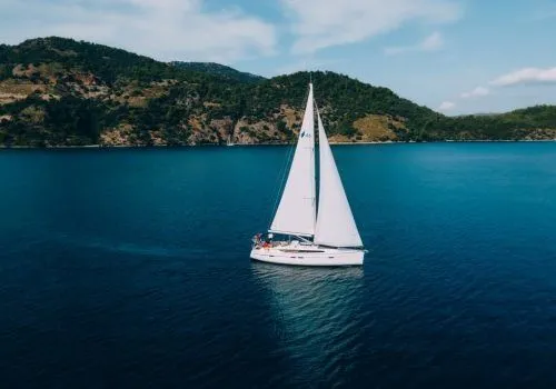 Fethiye Kiralık Bavaria Cruiser 46 14.27m  - Fotoğraf 4