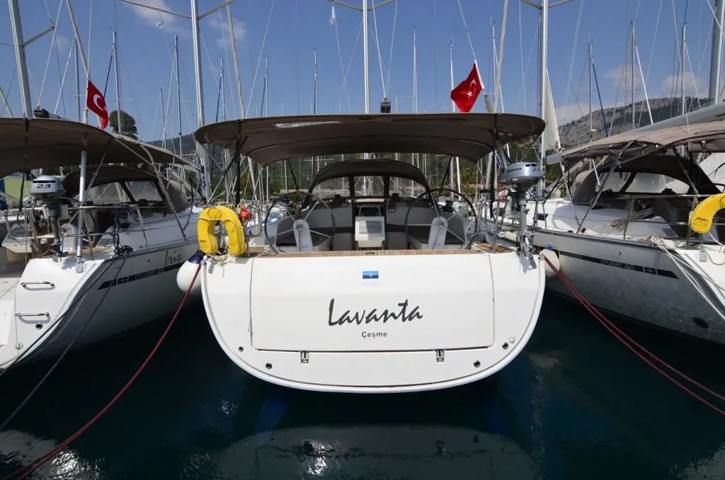 Explore Fethiye on a 14.27m Rental Bavaria Cruiser 46 - Fotoğraf 1