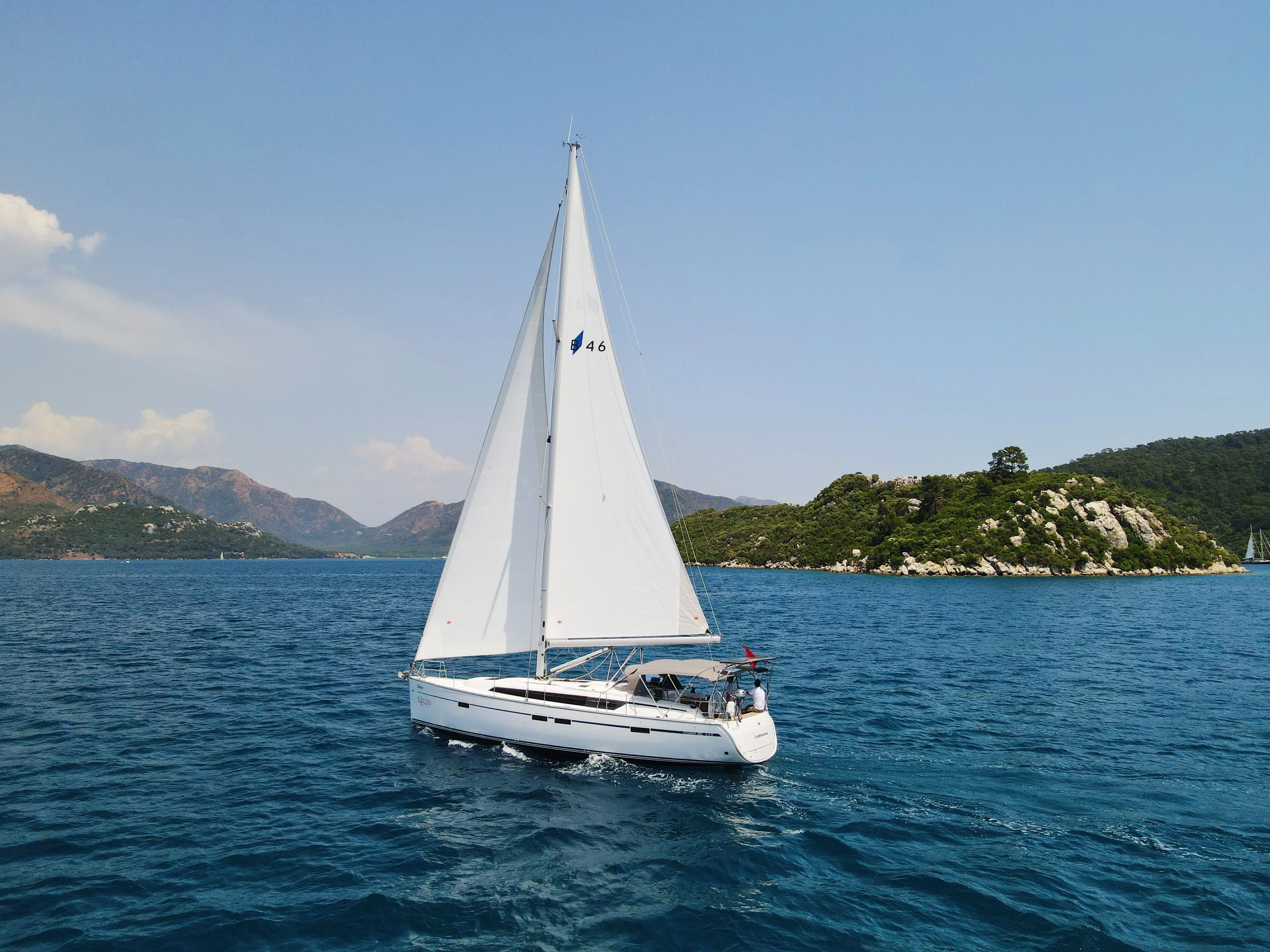 Leisure Cruiser 46: Konforlu ve Geniş Yelken Keyfi - Fotoğraf 4