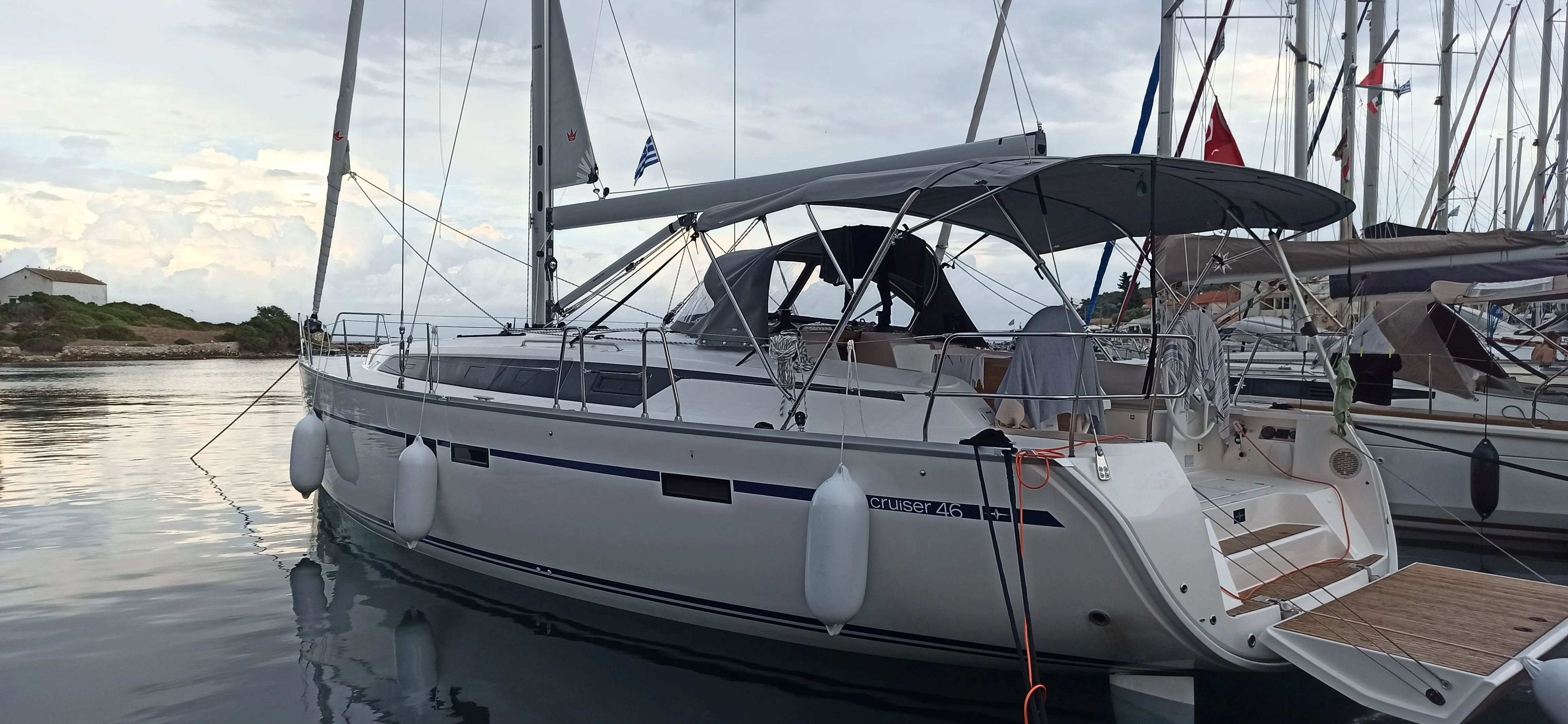 Explore Bodrum on a 13.98m 4 Cabin Sailing Yacht Rental - Fotoğraf 5