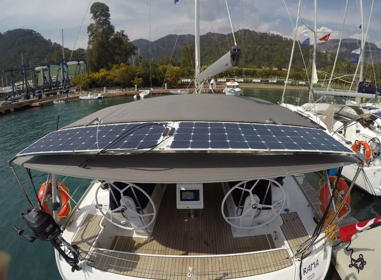 Charter a 14.27m Sailing Yacht Bavaria Cruiser 46 in Göcek - Fotoğraf 5
