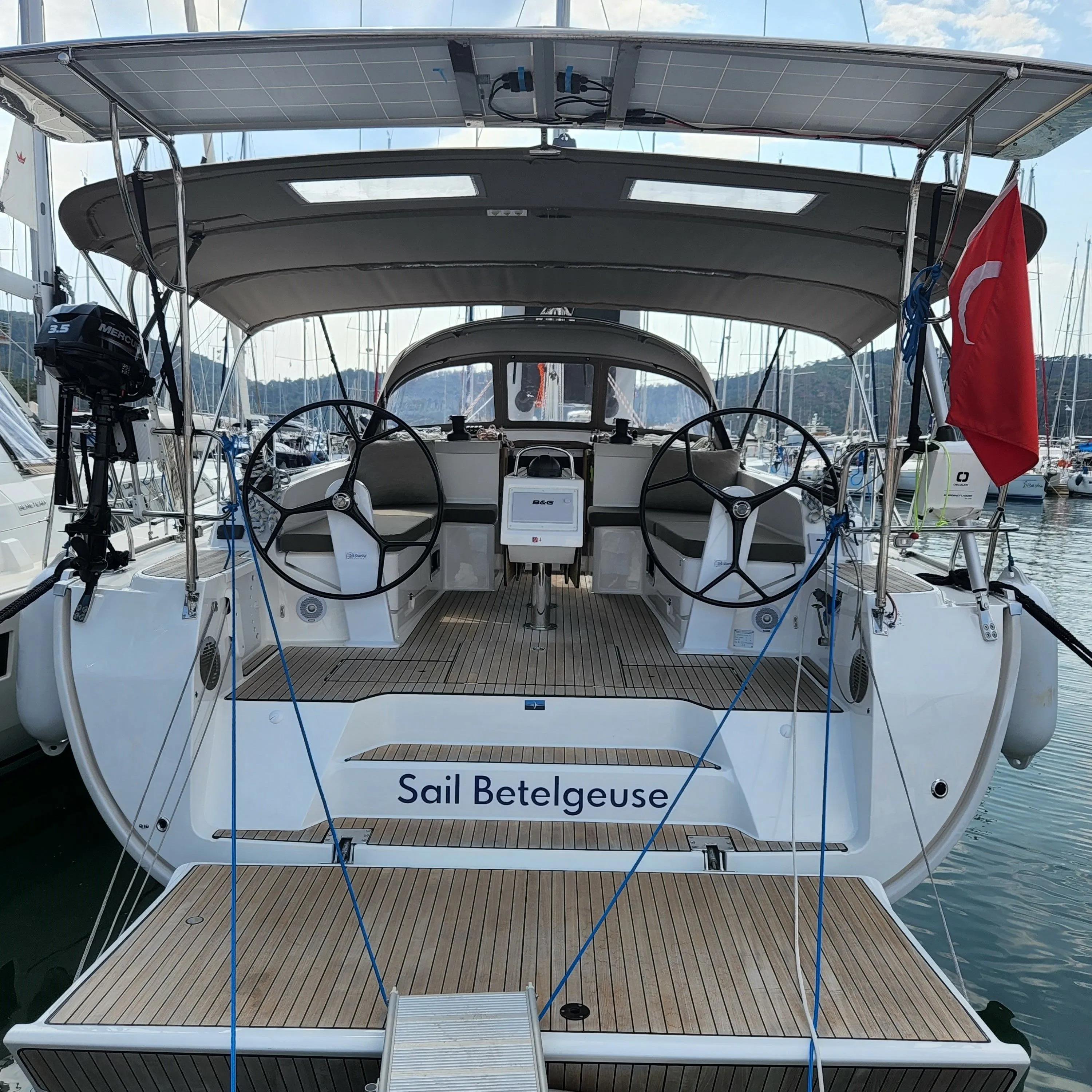 Fethiye Kiralık 4 Kabinli 14.27m Yelkenli Yat - Fotoğraf 1