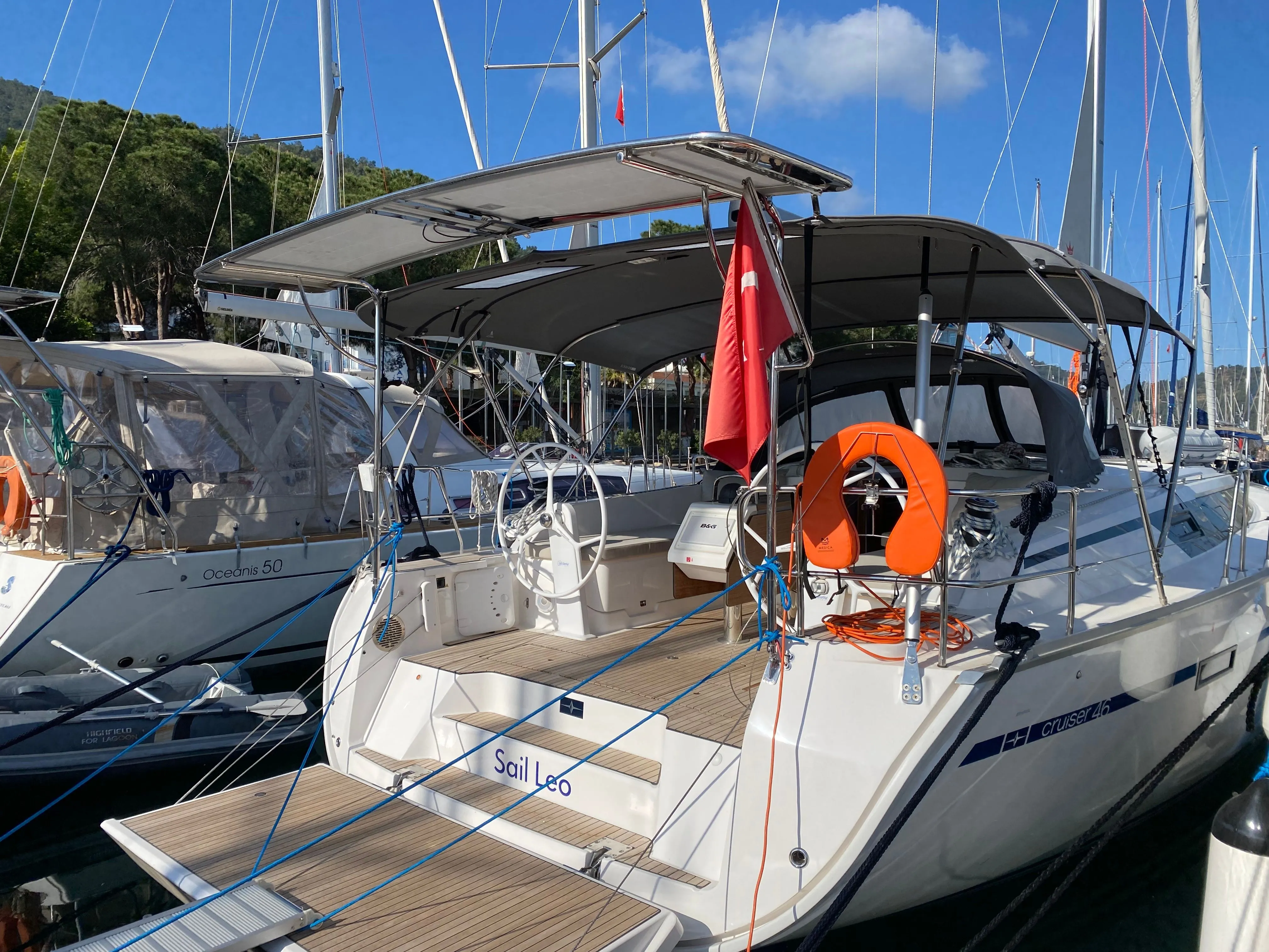 14.27m Fethiye Bavaria Cruiser 46 Hire - Fotoğraf 4
