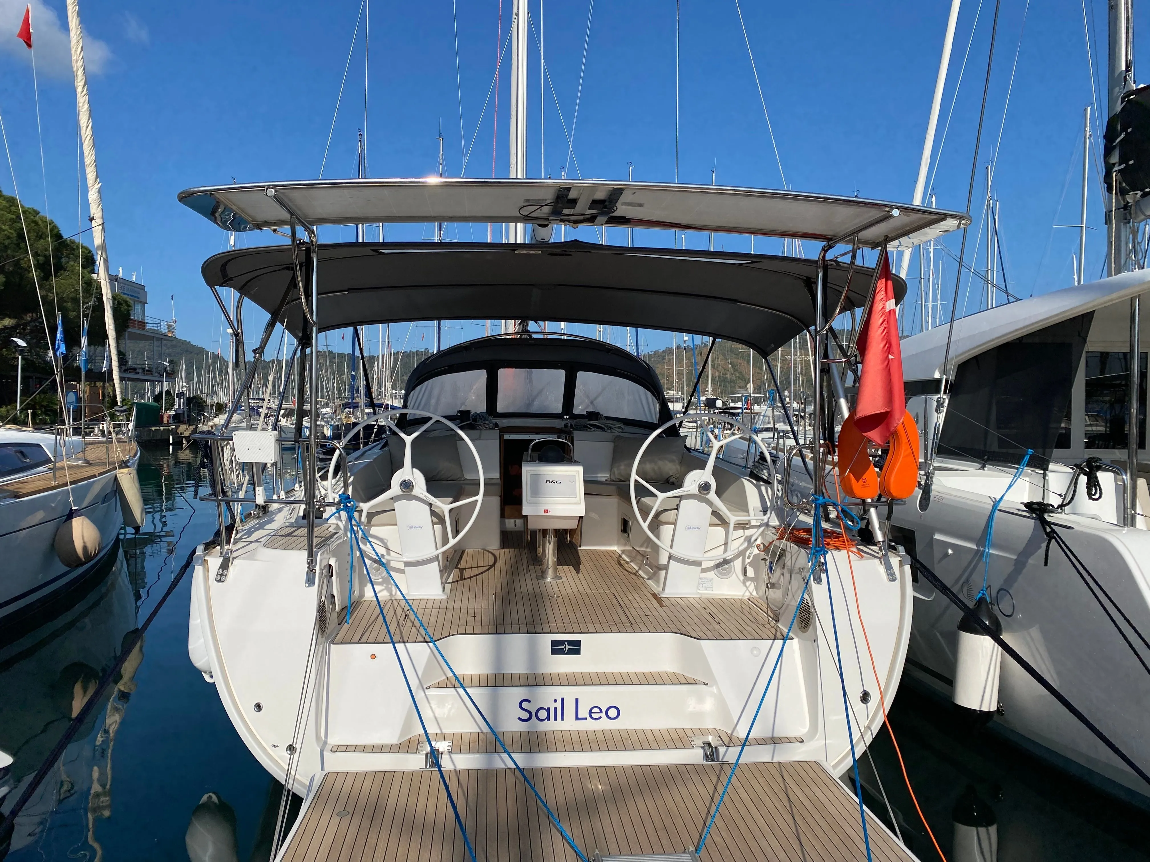 14.27m Fethiye Bavaria Cruiser 46 Hire - Fotoğraf 1