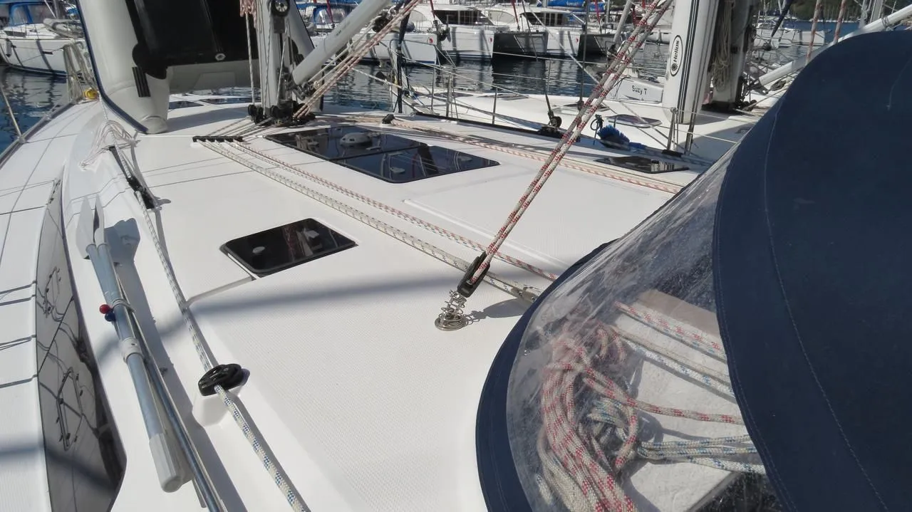Explore Göcek on a 14.27m Rental Bavaria Cruiser 46 - Fotoğraf 5