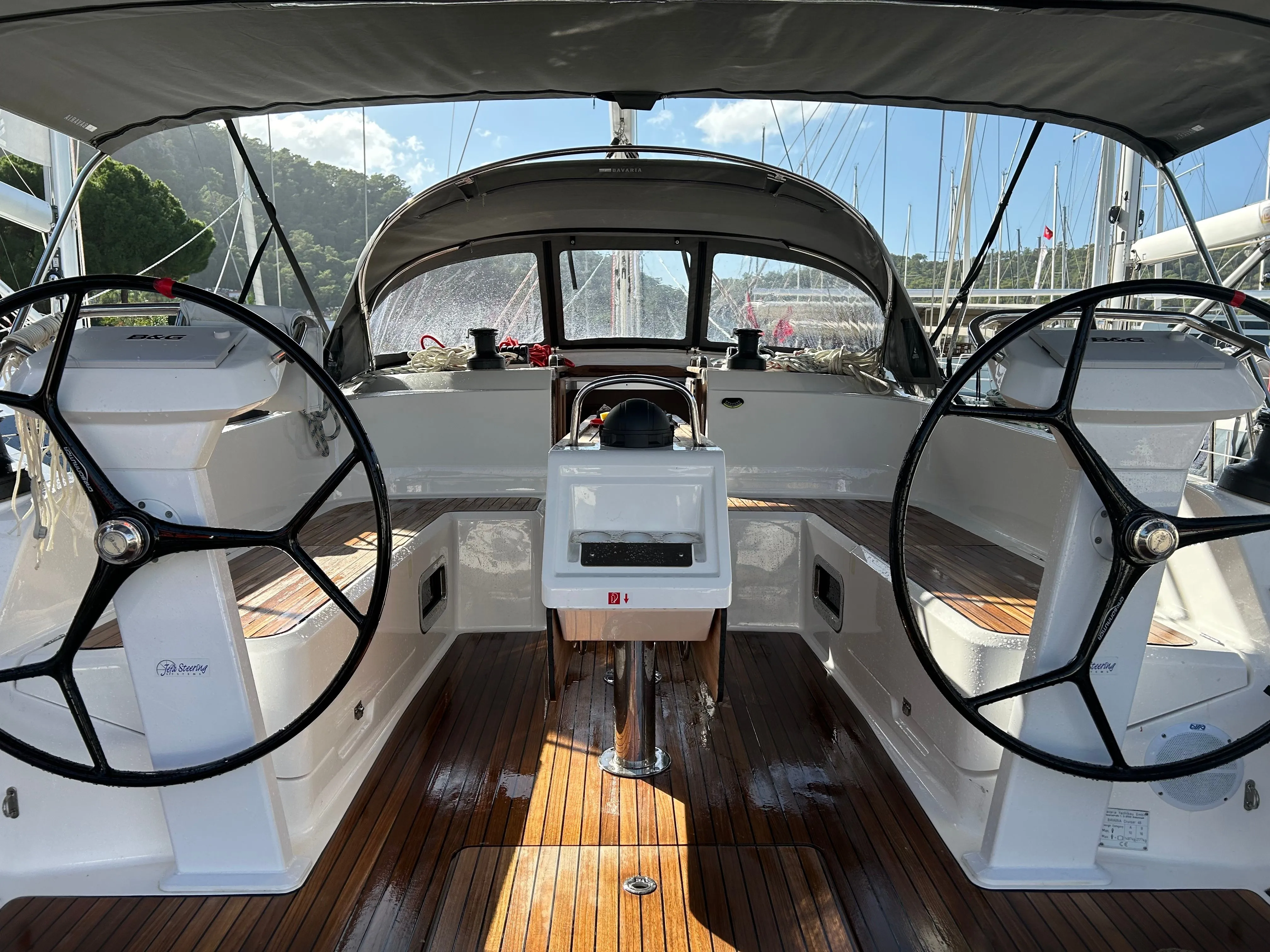 14.27m Fethiye Bavaria Cruiser 46 Hire - Fotoğraf 5