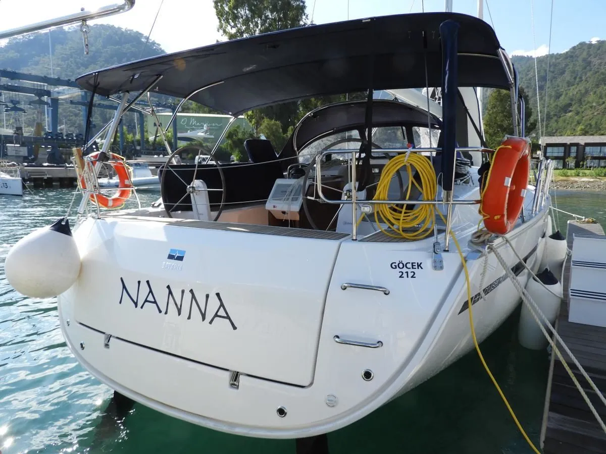 Göcek 14.99m Kiralık Yelkenli Yat Bavaria Cruiser 51 - Fotoğraf 1