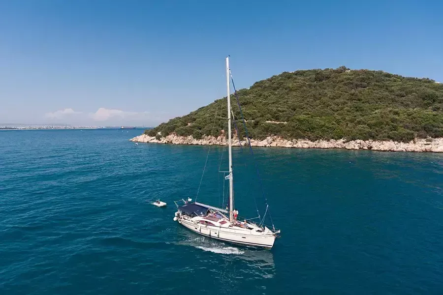 14m Antalya Sailing Yacht Bavaria Vision 50 Hire - Fotoğraf 3