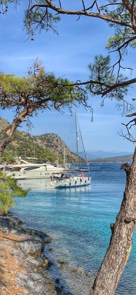 Rent a 11.97m Beneteau Cyclades 39.3 Sailing Yacht in Fethiye - Fotoğraf 4