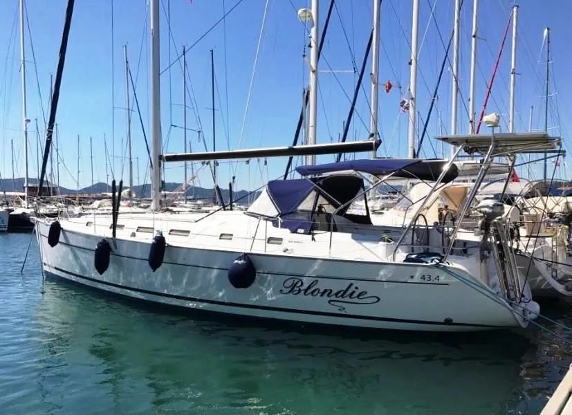 Marmaris Kiralık Beneteau Cyclades 43.4 13.26m Yelkenli Yat - Fotoğraf 1