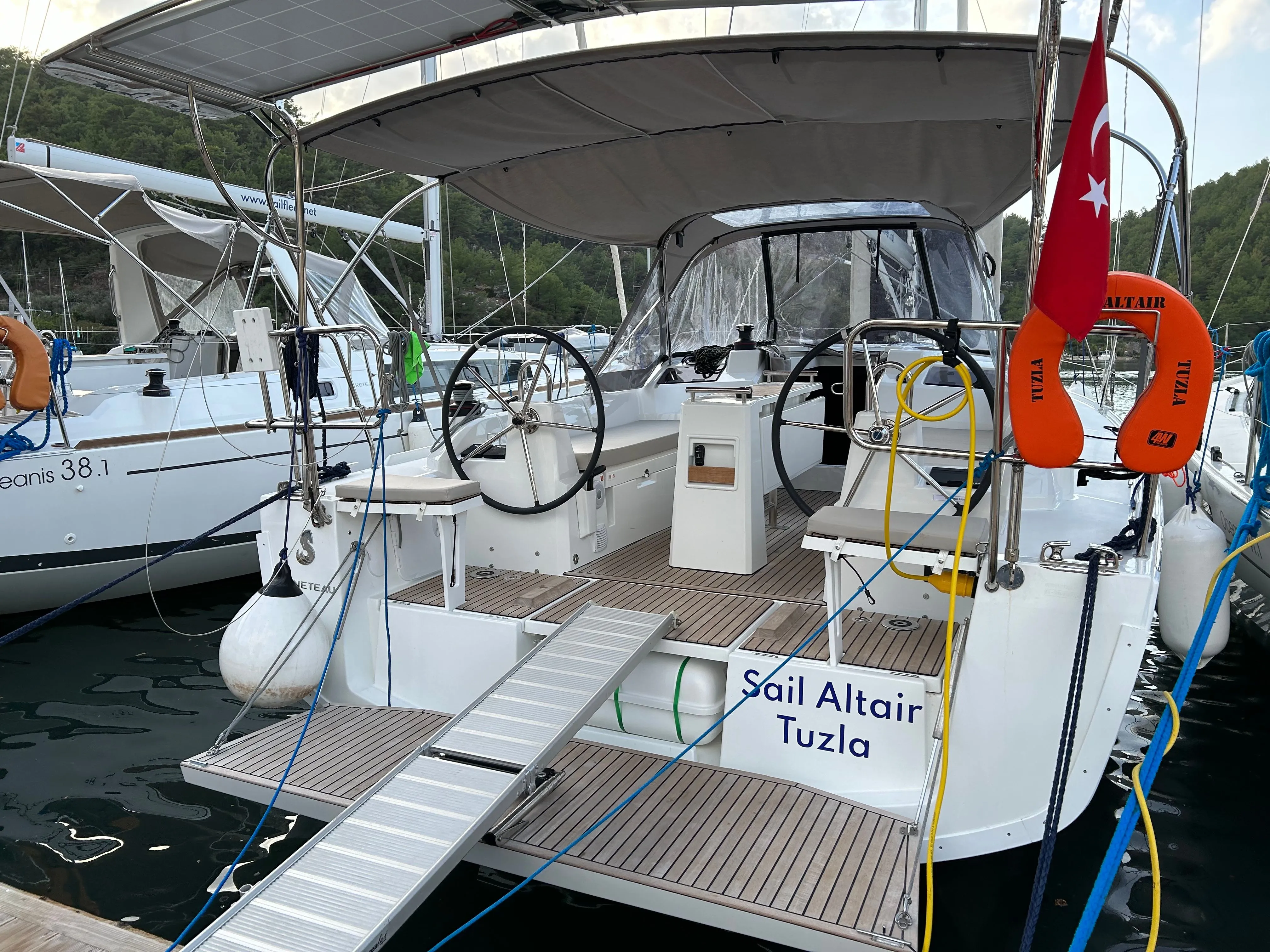 Sail Altair: Комфорт и стиль на воде - Fotoğraf 3