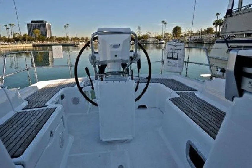 Explore Fethiye on a 11.47m Rental Beneteau Oceanis 37 - Fotoğraf 5