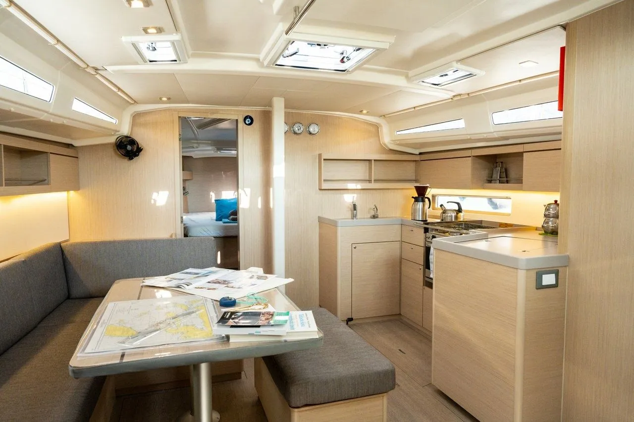 Rent a 12.87m Sailing Yacht in Göcek - Fotoğraf 4