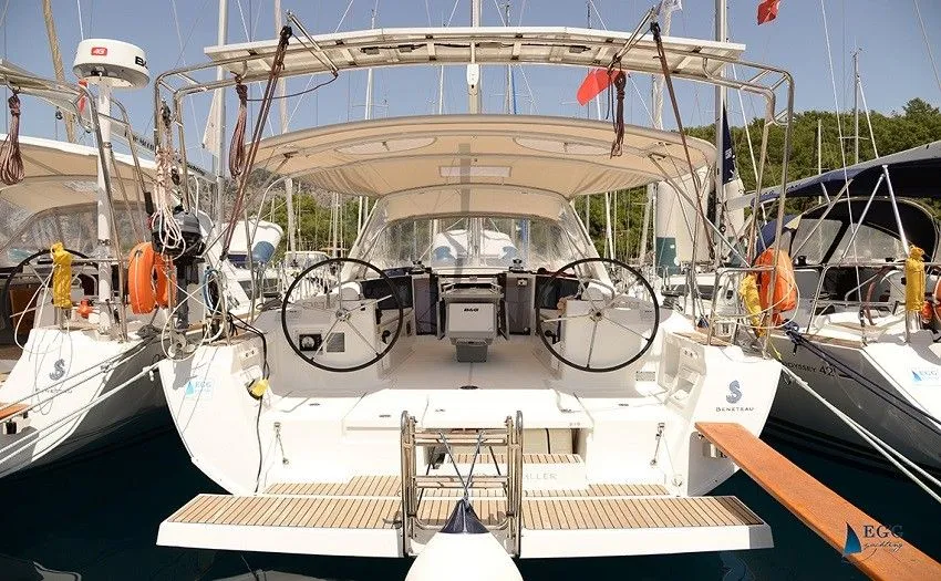 12.43m Göcek Sailing Yacht Beneteau Oceanis 41 Hire - Fotoğraf 1