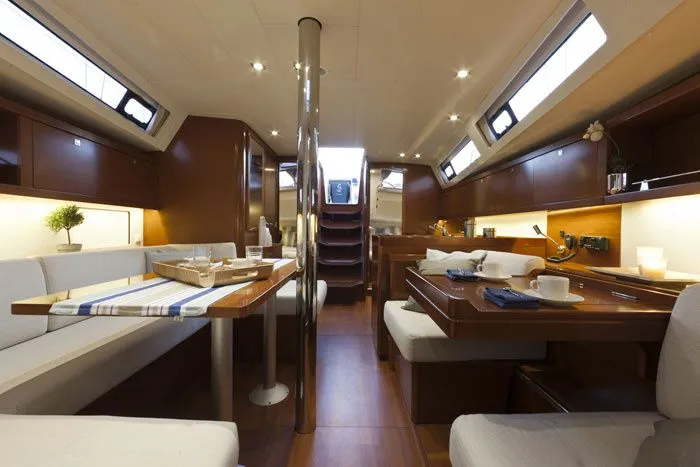 12.43m Göcek Sailing Yacht Beneteau Oceanis 41 Hire - Fotoğraf 5