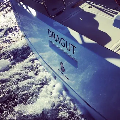 Charter a 12.43m Beneteau Oceanis 41.1 Sailing Yacht in Turgutreis - Fotoğraf 5