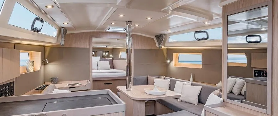Арендуйте 12.43м Beneteau Oceanis 41.1 в Гёчек - Fotoğraf 4