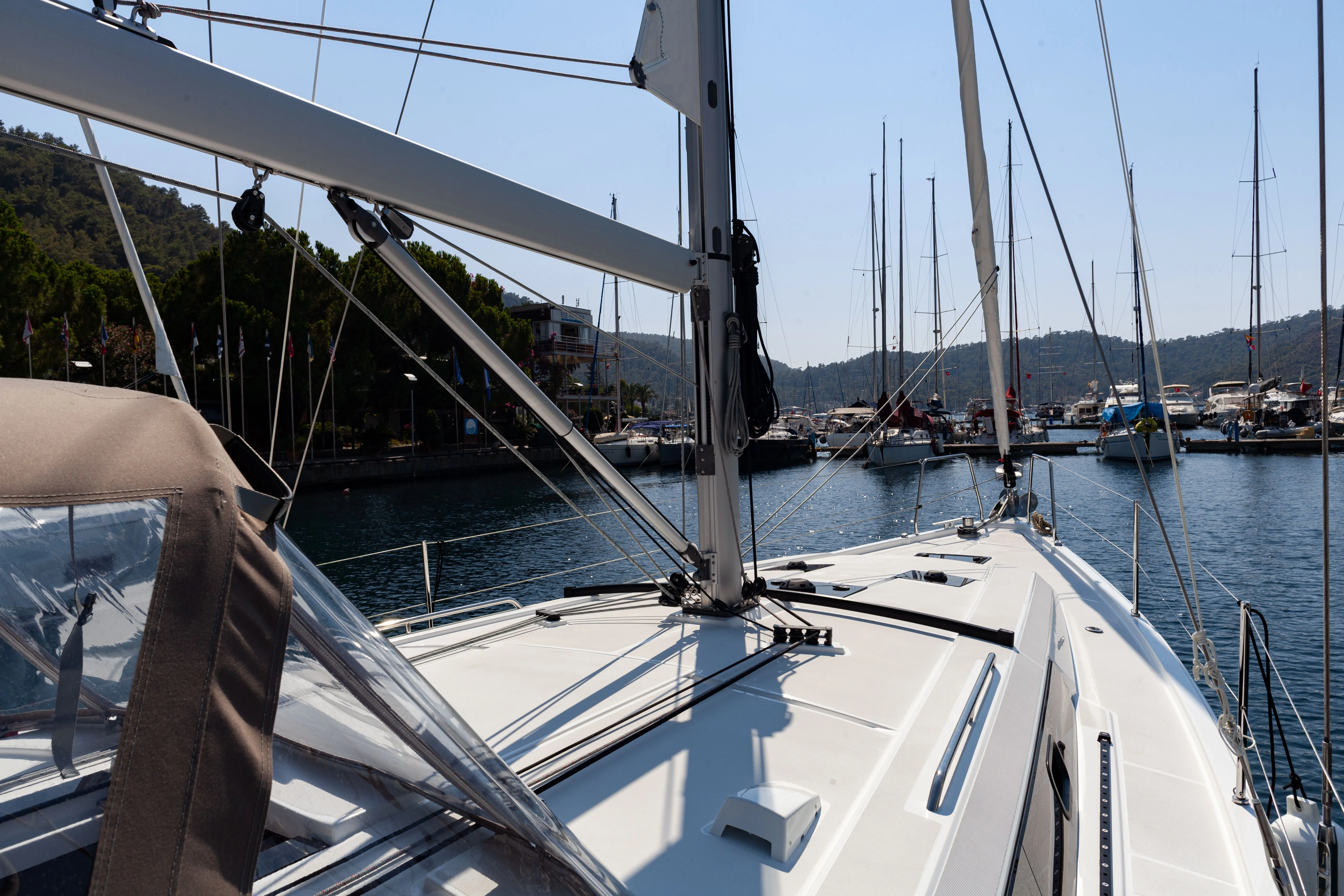 Explore Orhaniye on a 12.43m Rental Boat - Fotoğraf 5