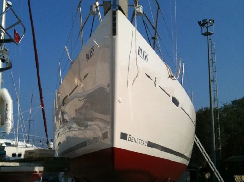 Rent a 13.1m Sailing Yacht Beneteau Oceanis 43 in Fethiye - Fotoğraf 4
