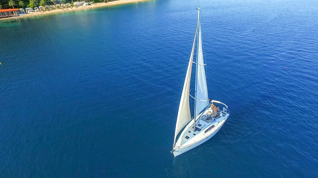 Charter a 13.13m Sailing Yacht in Marmaris - Fotoğraf 3