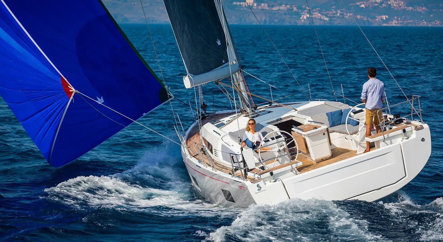 Арендуйте 14.6м Beneteau Oceanis 46.1 парусная яхта в Гёчек - Fotoğraf 5