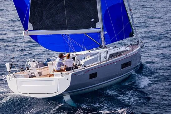 Explore Göcek on a 14.6m Rental Sailing Yacht Beneteau Oceanis 46.1 - Fotoğraf 4
