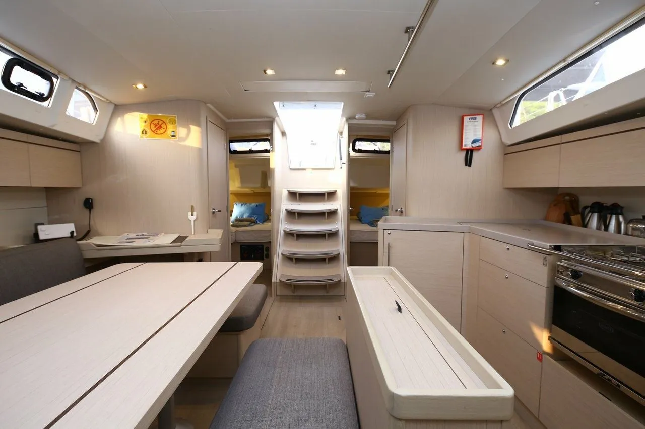 Арендуйте 13.65м Beneteau Oceanis 46.1 в Гёчек - Fotoğraf 4
