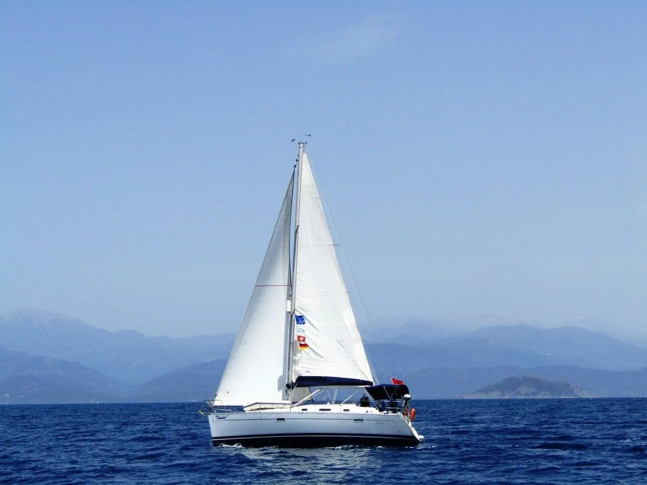 Арендуйте 10.66м парусная яхта Beneteau Oceanis Clipper 343 в Фетхие - Fotoğraf 4