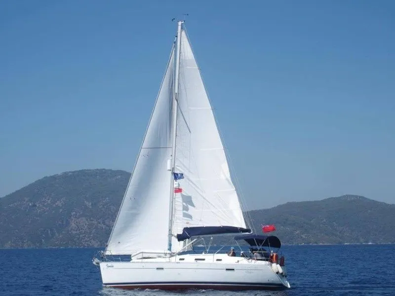 Арендуйте 10.66м парусная яхта Beneteau Oceanis Clipper 343 в Фетхие - Fotoğraf 1
