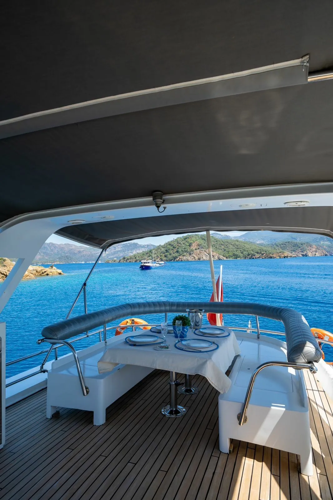 Explore Göcek on a 23.5m Rental Boat - Fotoğraf 5