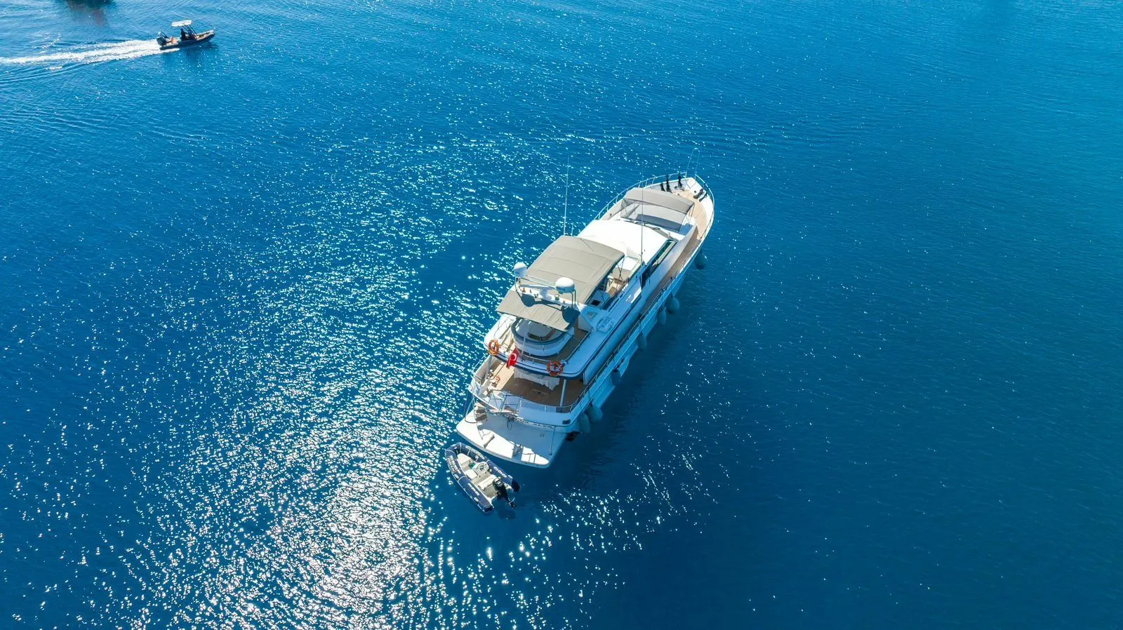 Explore Göcek on a 23.5m Rental Boat - Fotoğraf 2