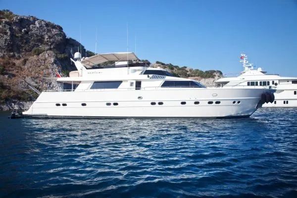 Göcek Kiralık 27m Tekne - Fotoğraf 3