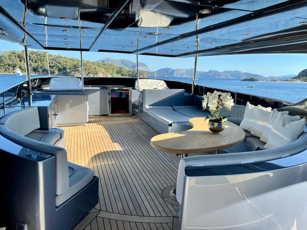 Rent a 34m 4 Cabin Motor Yacht in Bodrum - Fotoğraf 3