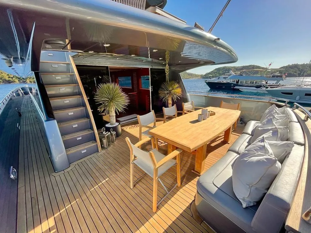 Rent a 34m 4 Cabin Motor Yacht in Bodrum - Fotoğraf 4