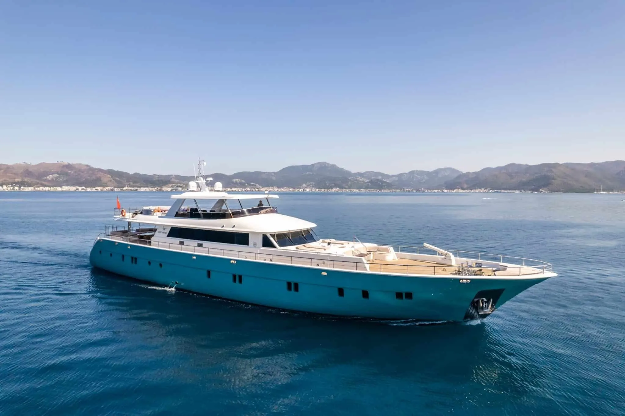 Charter a 42m Motor Yacht in Marmaris - Fotoğraf 3