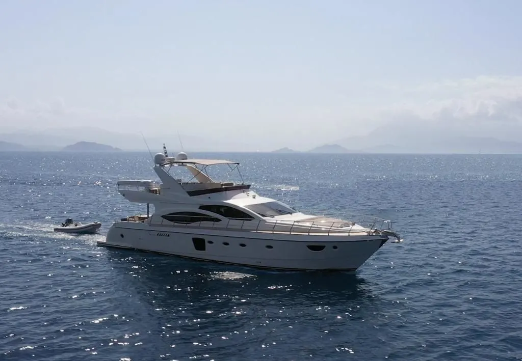 Rent a 22m Motor Yacht in Göcek - Fotoğraf 4