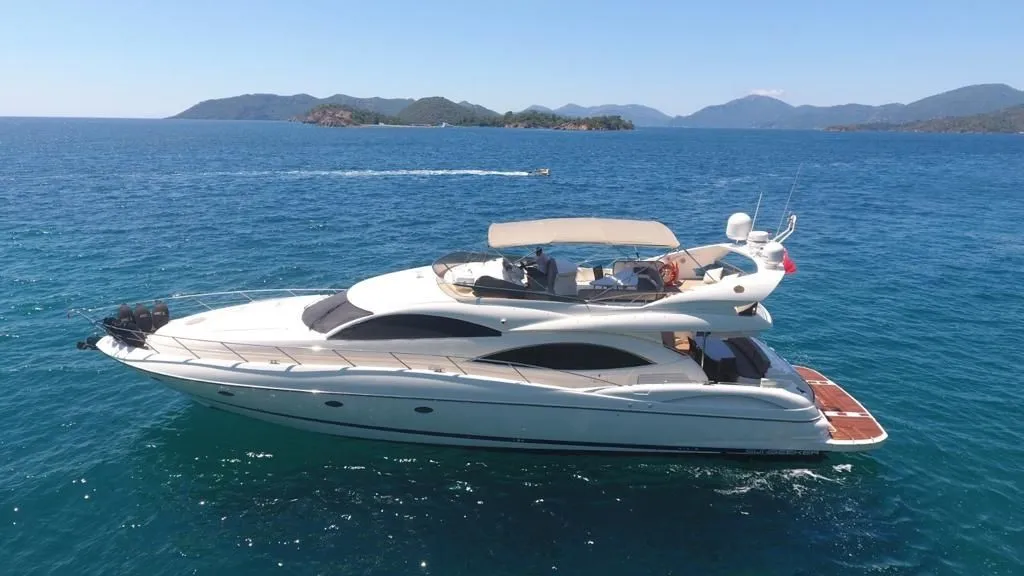 Арендуйте 24м Sunseeker 74 в Гёчек - Fotoğraf 1