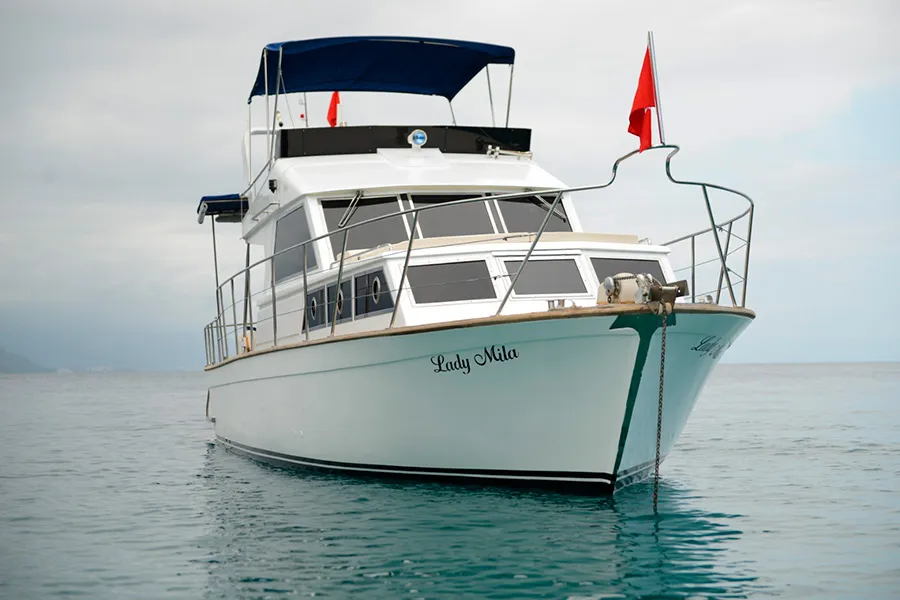 Explore Kemer on a 13m Rental Motor Yacht - Fotoğraf 5